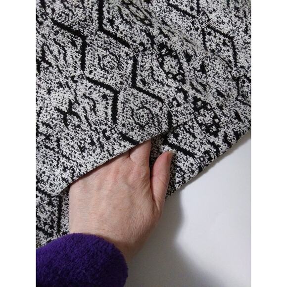 FRNCH Boxy Open Front Tribal Print Blazer Pockets Lined 3/4 Sleeve Size Medium - Picture 9 of 9